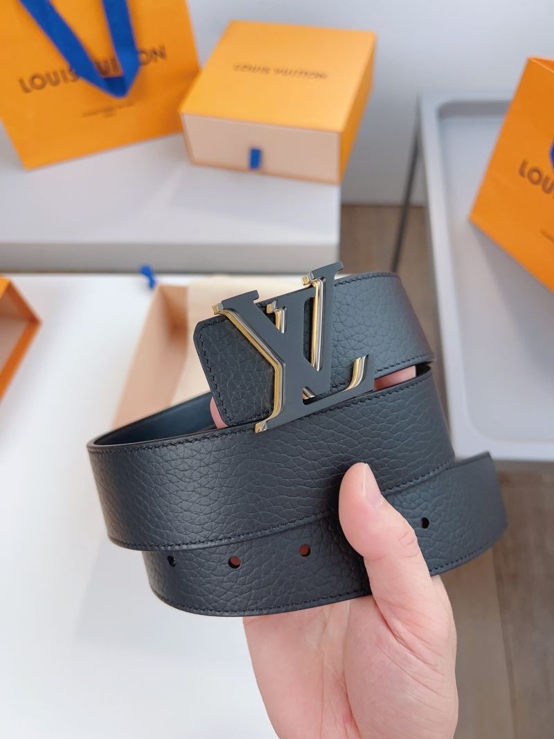 l0vis Vvtt0n belts